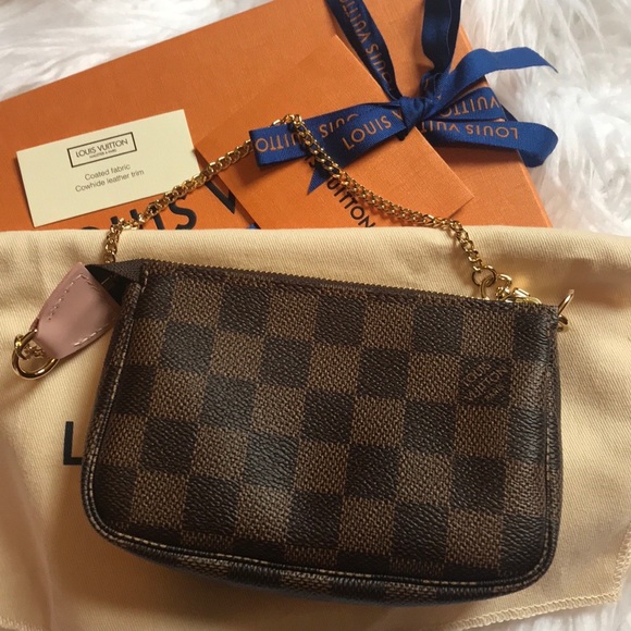 Louis Vuitton M69976 MINI POCHETTE ACCESSOIRES VIVIENNE Rose Ballerine BNIB - Picture 5 of 7